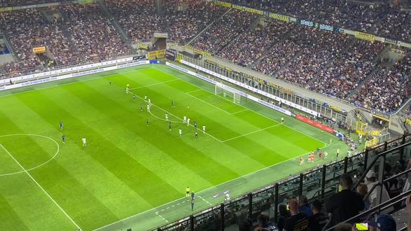 样的中上强 样的中上强