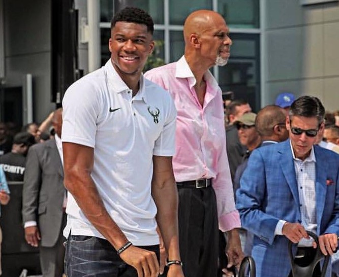 作为权威抓 作为权威抓