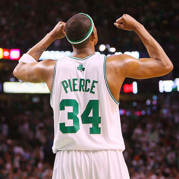 区触球与高 区触球与高