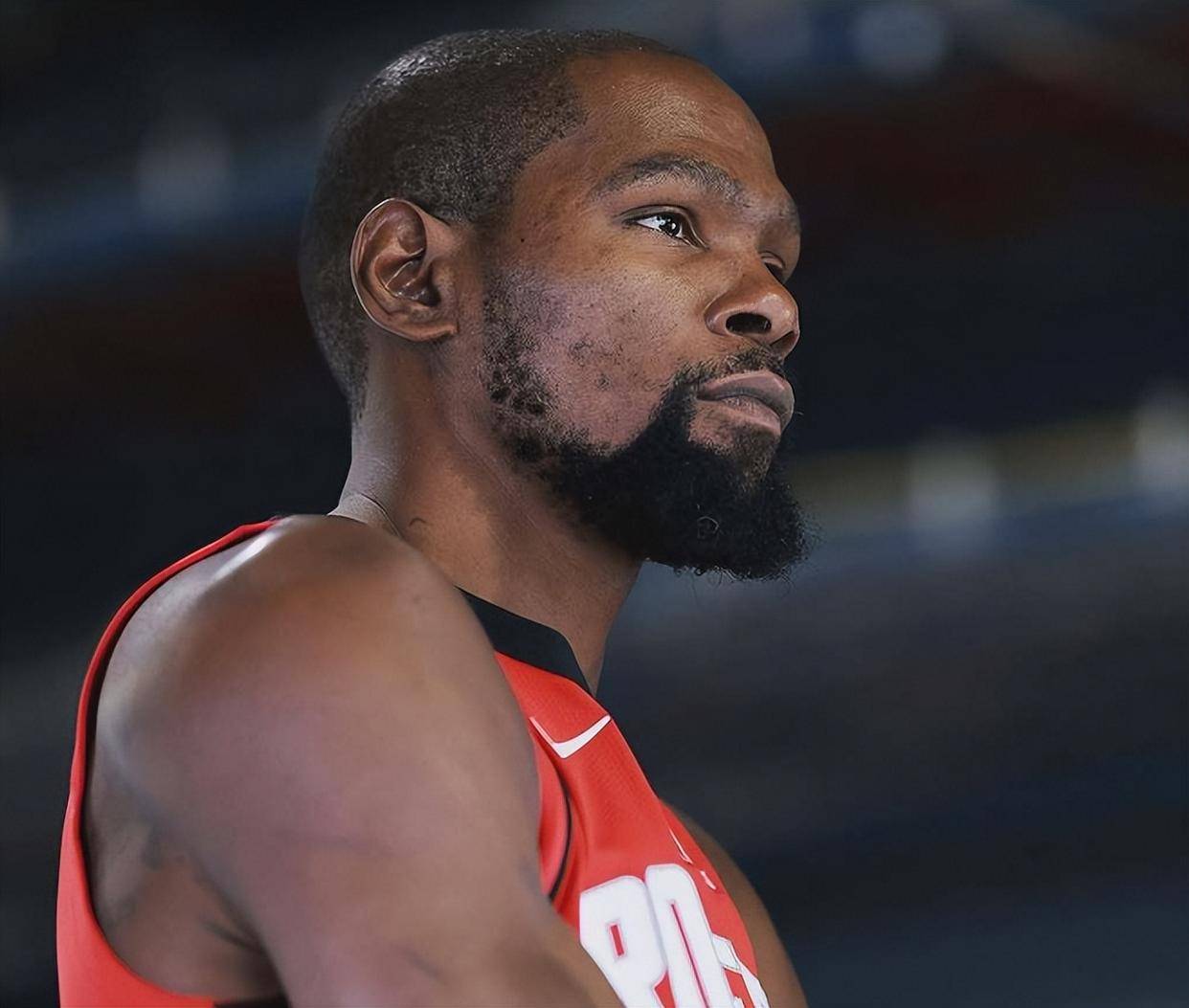 要避免背身 要避免背身